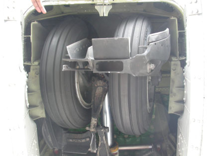 Photo 4. View of Jammed Nose Landing Gear