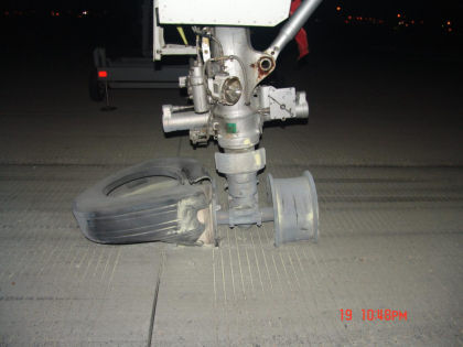 Photo 04. Nose Gear on N331NW as Viewed From the Right Side of the Aircraft.