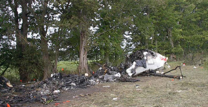 Figure 11 Accident #: DCA06MA064 N431CA Description: Fuselage looking right to left. (right)