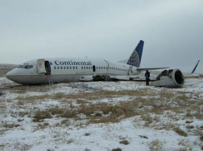 Figure 1 Photograph of N18611 at the accident site