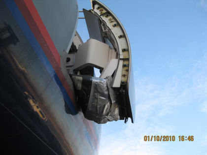 4. View of the 1R door and evacuation slide looking up and forward.