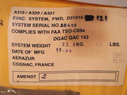 4. View of the data tag affixed to the 1R evacuation slide.