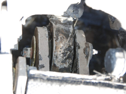 Figure 27 Left Middle Spoiler Attachment Fitting
