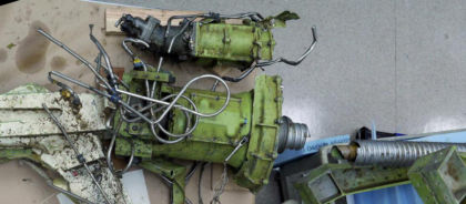 Figure 39: Actuator assembly with differential assembly The upper gimble support structure and ballscrew were suspended with a hoist and aligned with the actuator assembly containing the remainder of the fractured ballscrew; see Figure 40 a