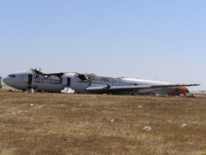 Photo 3. Left side of airplane from the 9 o’clock position.