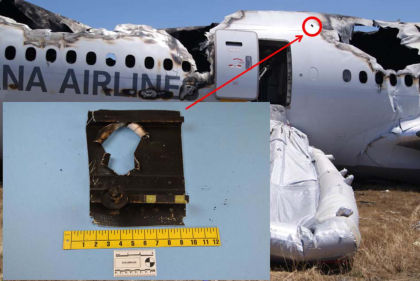Photo 15. Snozzle penetration hole aft of door 2L.