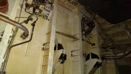 Photos - On-scene photos of lower fuselage skin and aft pressure bulkhead damage — page 5 of 14