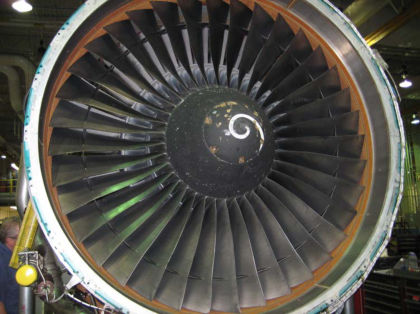 Photo 15: Fan blades all in place and undamaged (Delta)
