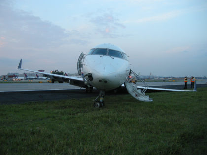 Photo 2: N857AS, Frontal View (NTSB Digital Photo)