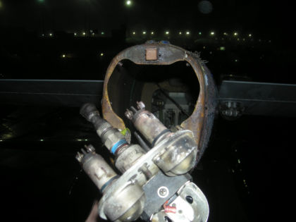 Photo 1 ‐ View of the rear portion of the tailcone and its displaced light assembly.